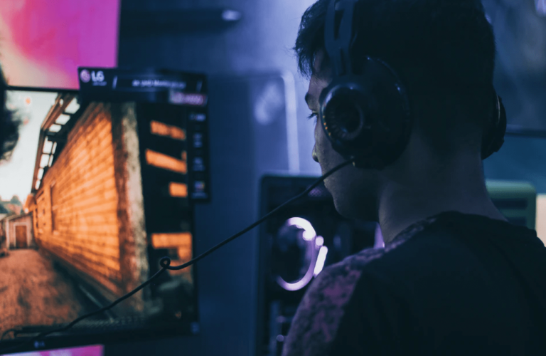 6 Best Video Gaming Twitter Accounts to Follow in 2021 AhaSave