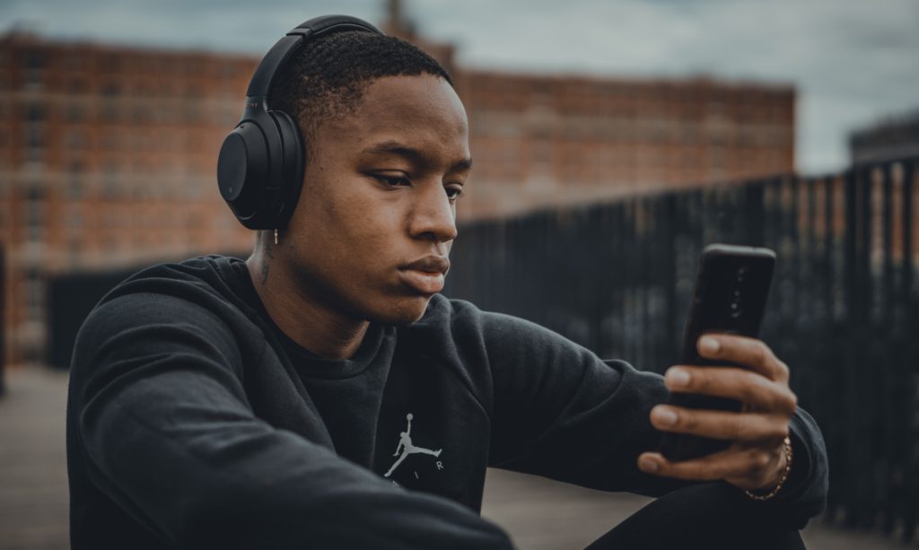 Veja como baixar músicas do Soundcloud pelo celular gratuitamente